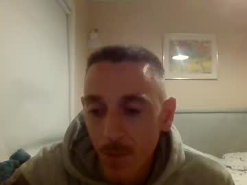 Junkyes Chaturbate stream image from May 01, 2026