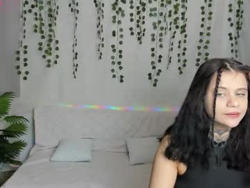 Kira_And_Krisi Chaturbate stream image from May 01, 2026