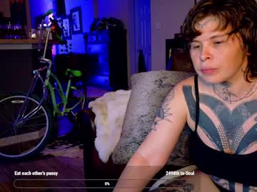Creamstarbaby Chaturbate stream image from May 02, 2026