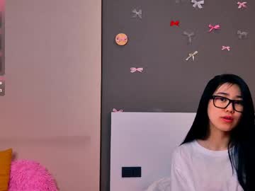 Alicesis Chaturbate stream image from May 02, 2026