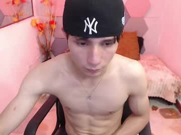 Yao_23 Chaturbate stream image from May 02, 2026