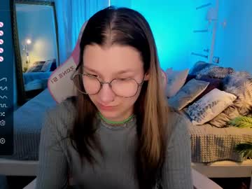 Linablossom Chaturbate stream image from May 02, 2026