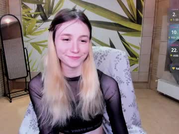 Fleximona Chaturbate stream image from May 02, 2026