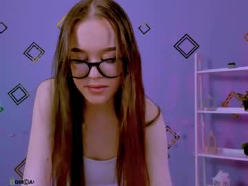 Juna_Pearl Chaturbate stream image from May 02, 2026