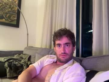 Ubti Chaturbate stream image from May 02, 2026