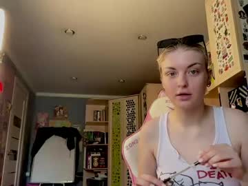 Elishamanon Chaturbate stream image from May 02, 2026
