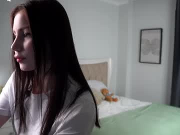Sunnmari Chaturbate stream image from May 02, 2026