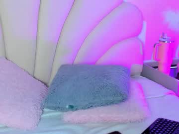Angel_Bloom1 Chaturbate stream image from May 02, 2026
