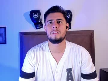 Ryan_Evannss Chaturbate stream image from May 02, 2026