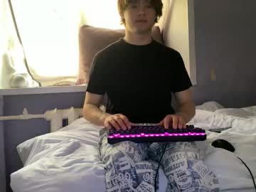 Eitanhere Chaturbate stream image from May 02, 2026
