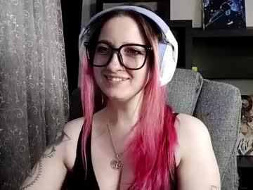 Janetteschrayter Chaturbate stream image from May 02, 2026