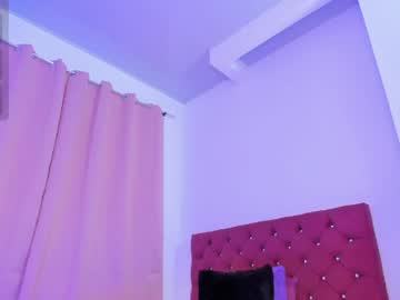 Viiolett_Lee_ Chaturbate stream image from May 02, 2026