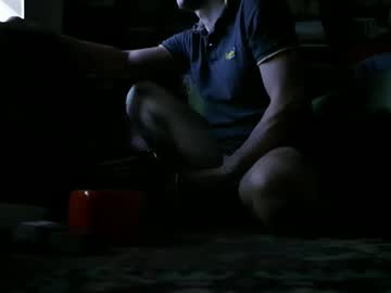 Abender82 Chaturbate stream image from May 03, 2026