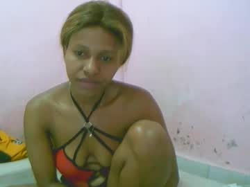 Linah1123 Chaturbate stream image from May 03, 2026