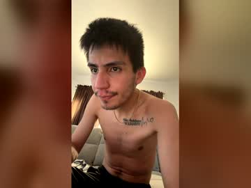 Reyesgab Chaturbate stream image from May 03, 2026