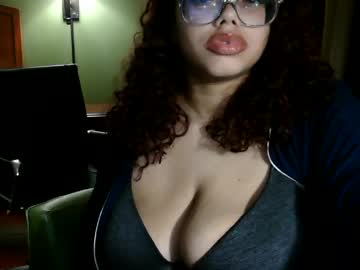 Kelx0 Chaturbate stream image from May 03, 2026