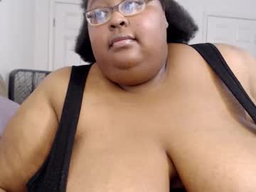 Loves_Aura Chaturbate stream image from May 03, 2026