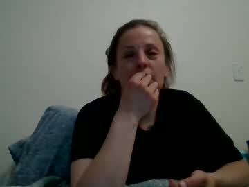 Nicolegoodvibes00 Chaturbate stream image from May 03, 2026