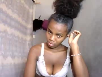 Celinah08 Chaturbate stream image from May 03, 2026