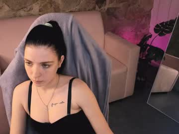 Katywoodman Chaturbate stream image from May 03, 2026