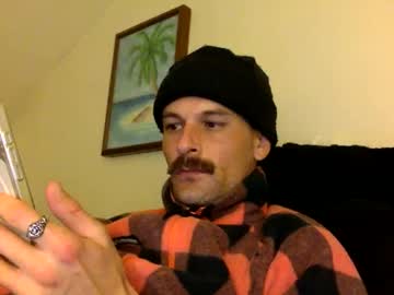 Handsomedevilllll Chaturbate stream image from May 03, 2026