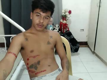 Itzme_Jhonfred Chaturbate stream image from May 03, 2026