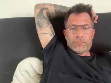 Swizzmen1984 Chaturbate stream image from May 03, 2026