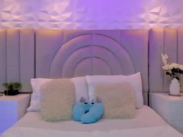 Miah_Bellmont Chaturbate stream image from May 03, 2026