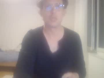 Funneltunnel Chaturbate stream image from May 03, 2026