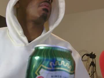 Glazedeyes Chaturbate stream image from May 03, 2026