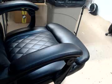 Bogbopper50 Chaturbate stream image from May 03, 2026