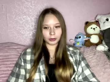 Madelainesperoni Chaturbate stream image from May 03, 2026