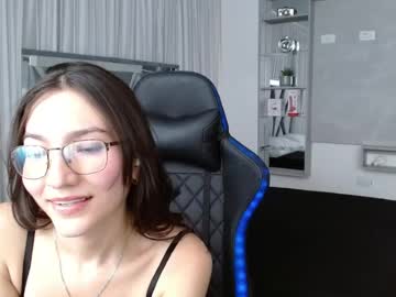 Lucianabetancourt Chaturbate stream image from May 03, 2026