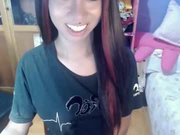 Trianglepark Chaturbate stream image from May 03, 2026