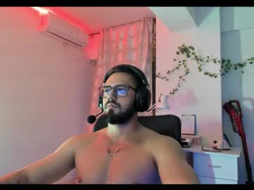 Raulmaxel Chaturbate stream image from May 03, 2026