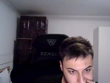 Kenan_10 Chaturbate stream image from May 04, 2026