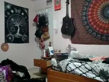 Naughtynadia52 Chaturbate stream image from May 04, 2026