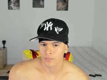 Sant_Wahlberg Chaturbate stream image from May 04, 2026