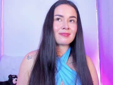 Linaanssen Chaturbate stream image from May 04, 2026