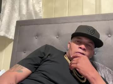 Loved19 Chaturbate stream image from May 04, 2026