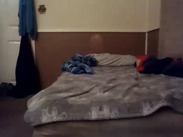 Beewanda1984 Chaturbate stream image from May 04, 2026