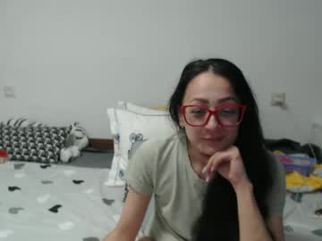 Queensofiaqueen Chaturbate stream image from May 04, 2026
