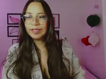 Dulcemaria_Alvarez22 Chaturbate stream image from May 04, 2026