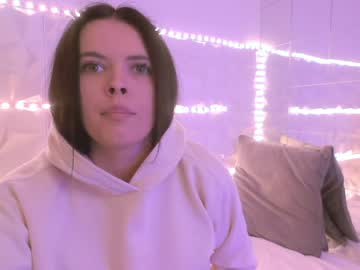 Isabell3_ Chaturbate stream image from May 04, 2026