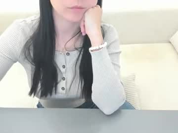 Linabay2 Chaturbate stream image from May 04, 2026