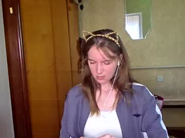 Lucyzachar Chaturbate stream image from May 04, 2026