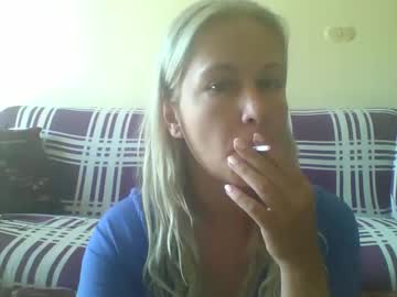 Blondiepam23 Chaturbate stream image from May 04, 2026