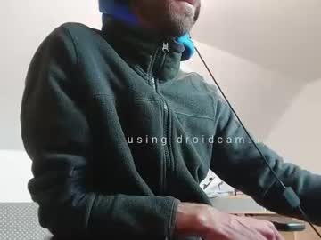 Gentelassss Chaturbate stream image from May 04, 2026