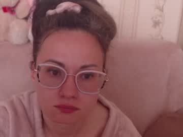 Candylady13 Chaturbate stream image from May 04, 2026
