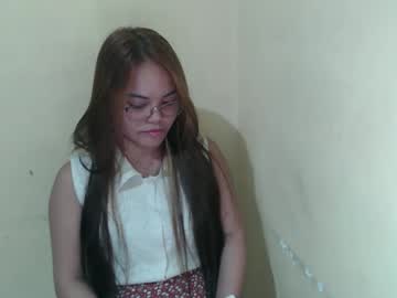 Sexyyhilda Chaturbate stream image from May 04, 2026